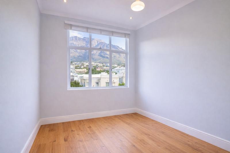 2 Bedroom Property for Sale in Woodstock Western Cape